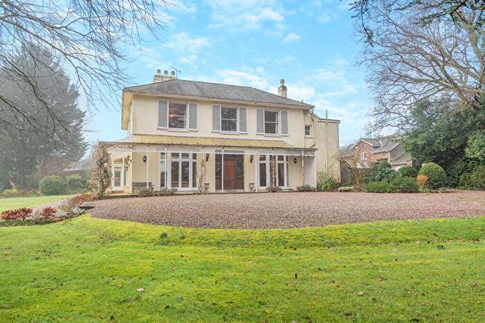 5 Bedroom Detached House For Sale In Southfield Way, Tiverton, EX16