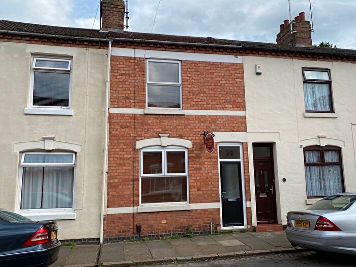 3 Bedroom Terraced House For Sale In Sharman Road, St James, NN5