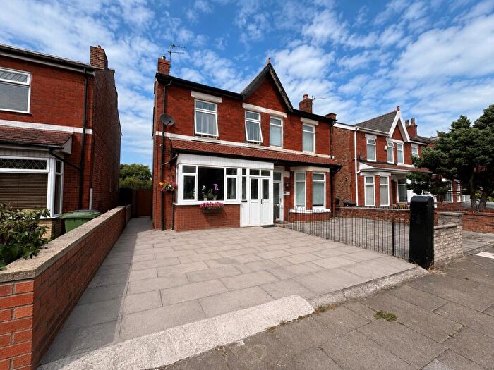 3 Bedroom Semi-Detached House For Sale In Byrom Street, Southport, Merseyside, PR9