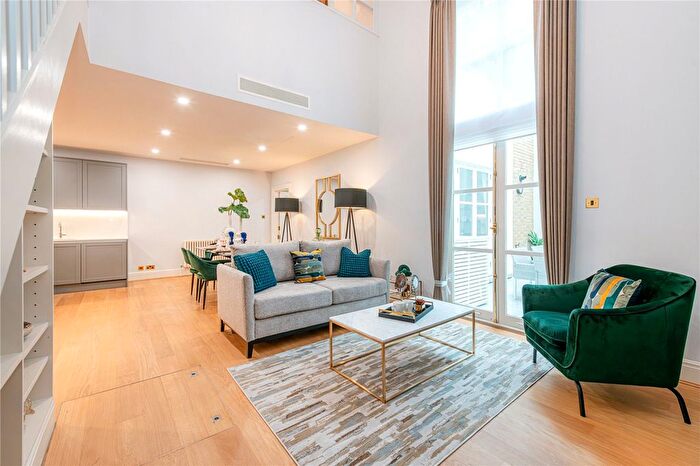 2 Bedroom Flat To Rent In Woods Mews, Mayfair, London, W1K