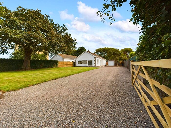 3 Bedroom Bungalow For Sale In St. Bridges Close, Kewstoke, Weston-super-Mare, Somerset, BS22