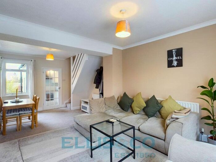 2 Bedroom Terraced House To Rent In Pembury Road, Tonbridge, TN9