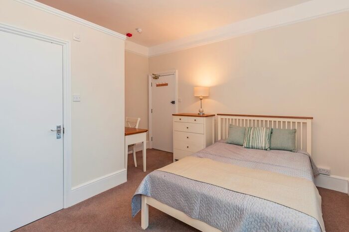 1 Bedroom Studio To Rent In Woodstock Road, Oxford, OX2