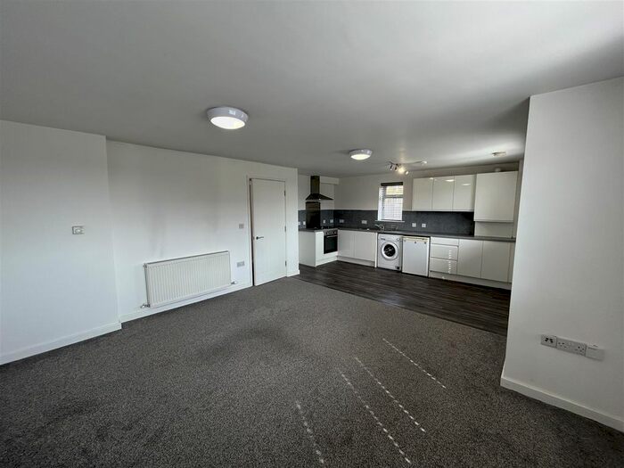 1 Bedroom Flat To Rent In Sherburn Gardens, Stanks Drive, Leeds, LS14