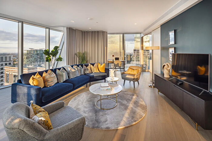 3 Bedroom Apartment To Rent In Newfoundland Place, London, E14