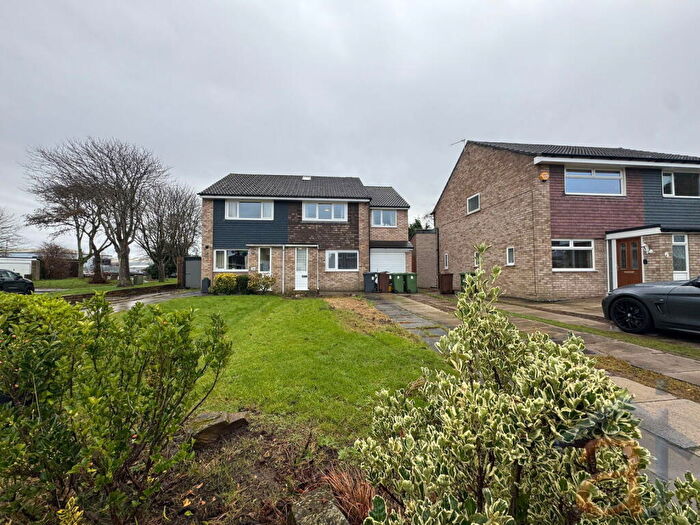 4 Bedroom Semi Detached House For Sale In Coyford Drive, Southport, Sefton, PR9