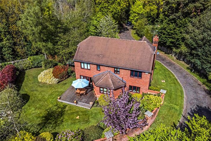 4 Bedroom Detached House For Sale In Gilbert Way, Finchampstead, Wokingham, RG40