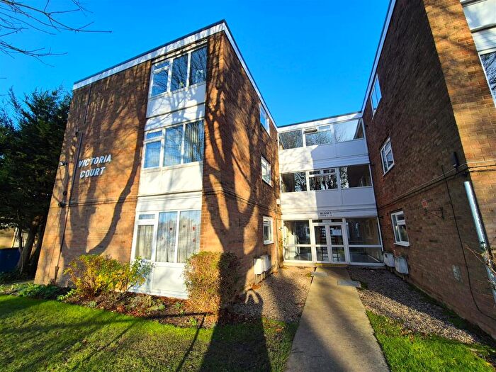 2 Bedroom Flat To Rent In Victoria Court, Oadby, LE2