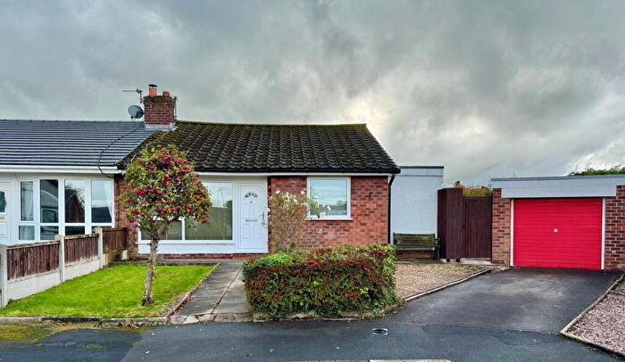 3 Bedroom Semi-Detached Bungalow For Sale In The Croft, Longton, Preston, PR4