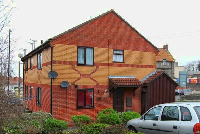 1 Bedroom Flat To Rent In Two Mile Hill Road, Kingswood, Bristol, BS15