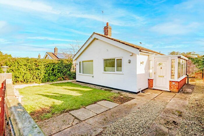2 Bedroom Detached Bungalow For Sale In Grove Road, Repps With Bastwick, NR29