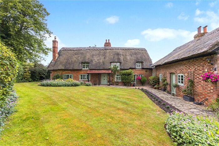 5 Bedroom Detached House For Sale In Cross End, Wavendon, Milton Keynes, Buckinghamshire, MK17