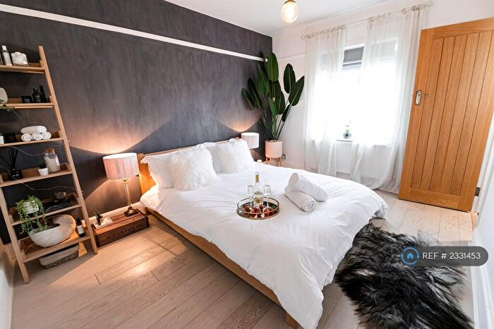 2 Bedroom Detached House To Rent In Buckland Road, Poole, BH12