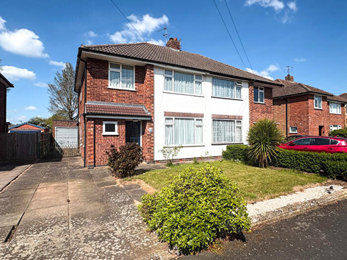 3 Bedroom Semi-Detached House For Sale In The Gardens, Leamington Spa, CV31