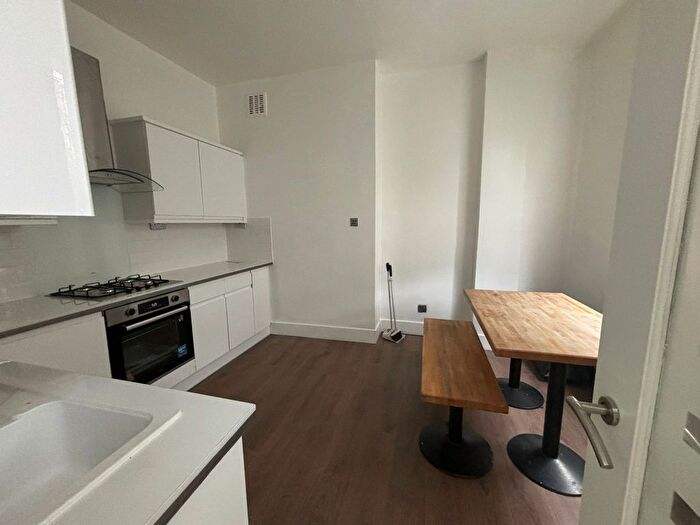 2 Bedroom Terraced House To Rent In Arlingford Road, London, SW2