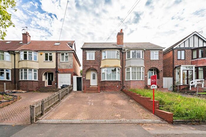 3 Bedroom Semi-Detached House To Rent In Cole Valley Road, Hall Green, B28