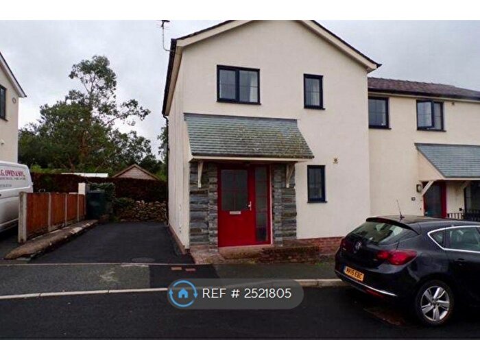 2 Bedroom Semi-Detached House To Rent In Fron Deg, Rhostryfan, Caernarfon, LL54