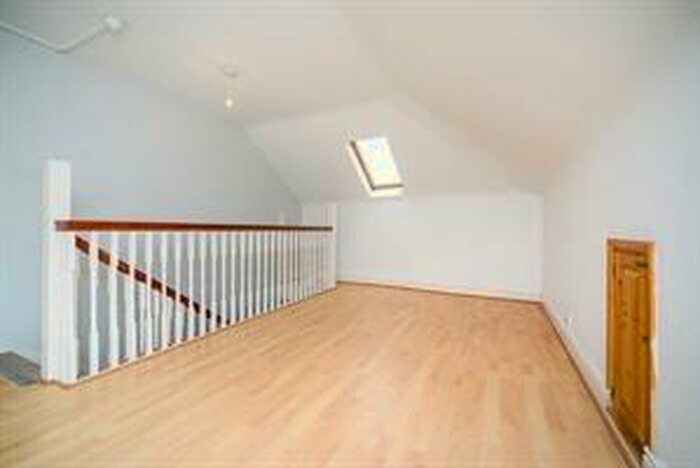 2 Bedroom Flat To Rent In Eaton Road, Hove, BN3