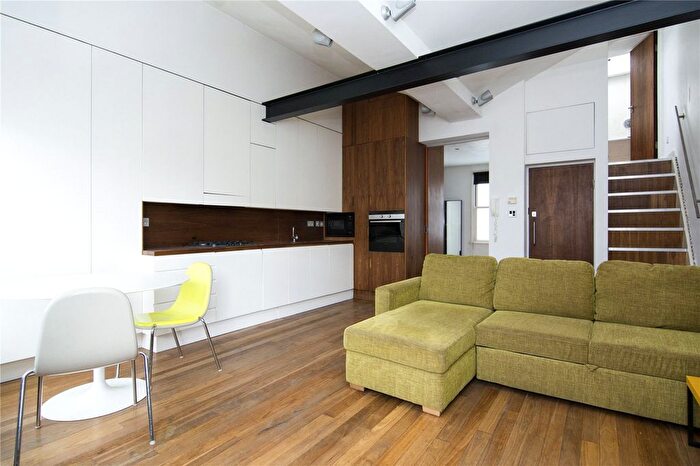 1 Bedroom Flat To Rent In Hoxton Street, Islington, London, N1