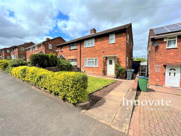 3 Bedroom Semi-Detached House To Rent In Ferndale Road, Oldbury, B68