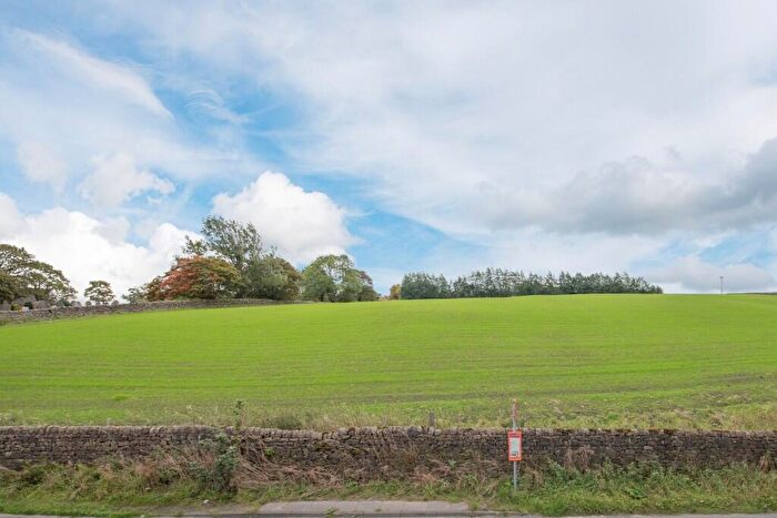 2 Bedroom Cottage For Sale In Colne Road, Cowling, BD22