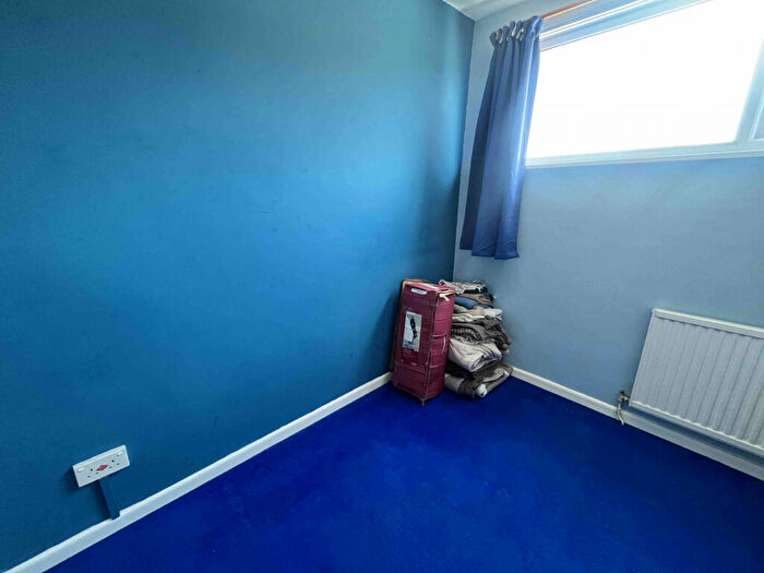 4 Bedroom Semi-Detached House To Rent In Court Road, GL15
