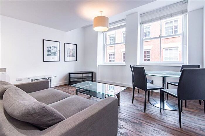 2 Bedroom Flat To Rent In Hounds Gate, Nottingham, NG1