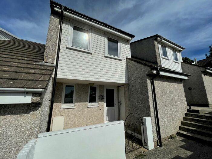 3 Bedroom House To Rent In Haverfordwest, SA61