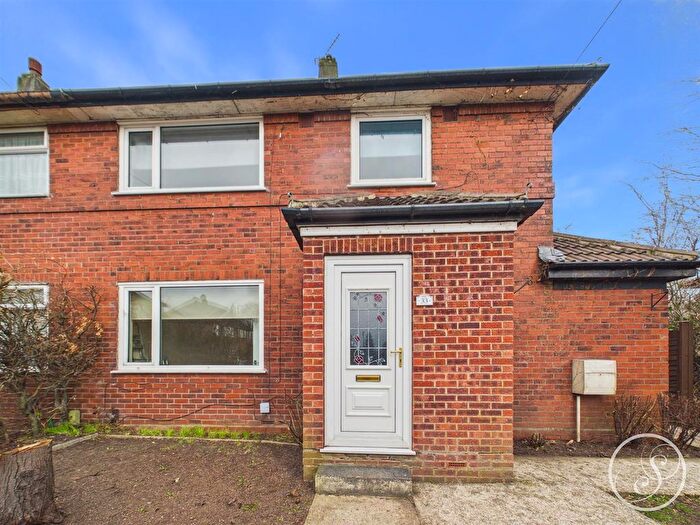 3 Bedroom Semi Detached House For Sale In Murton Close, Leeds, LS14