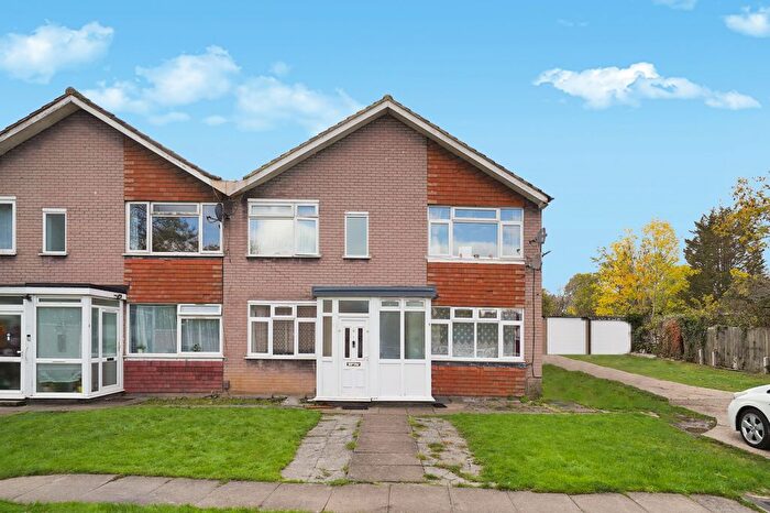 2 Bedroom Maisonette To Rent In Winton Gardens, Edgware, HA8