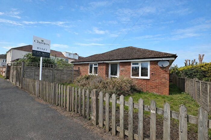 2 Bedroom Bungalow To Rent In Holmefield Avenue, Fareham, Hampshire, PO14