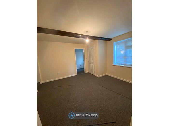 2 Bedroom Flat To Rent In Holly Road, Telford, TF4