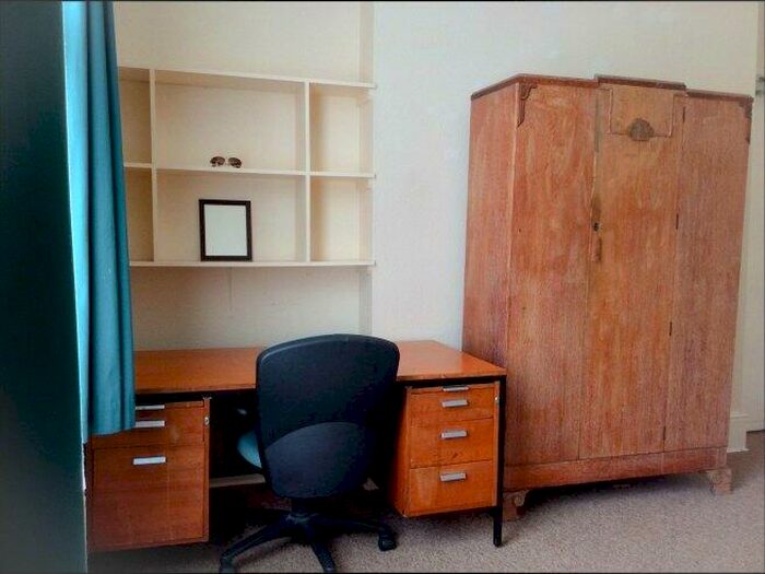 6 Bedroom Flat To Rent In Saint Dunstans Street, CT2