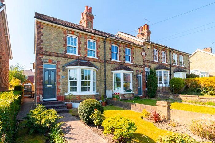 3 Bedroom End Of Terrace House For Sale In Oxted Road, Godstone, RH9