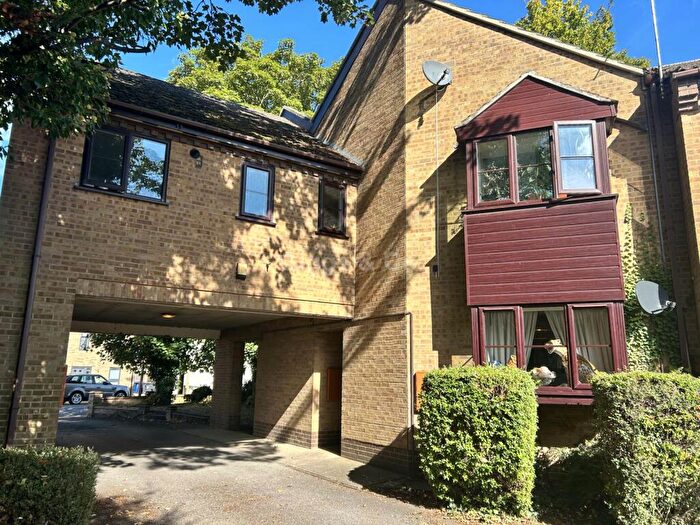 2 Bedroom Apartment To Rent In Huntingdon Street, St Neots, PE19