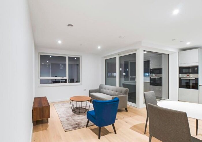 2 Bedroom Flat To Rent In Walton Heights, Elephant Park, SE17