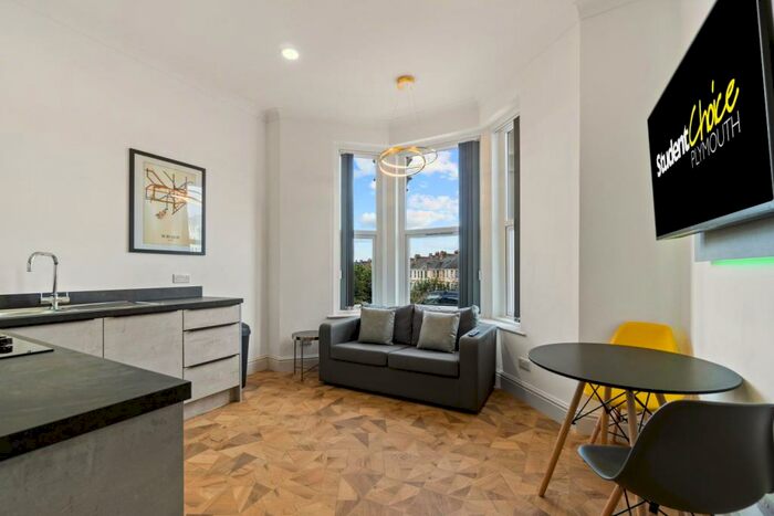 1 Bedroom Flat To Rent In Gordon Terrace, Plymouth, Devon, PL4