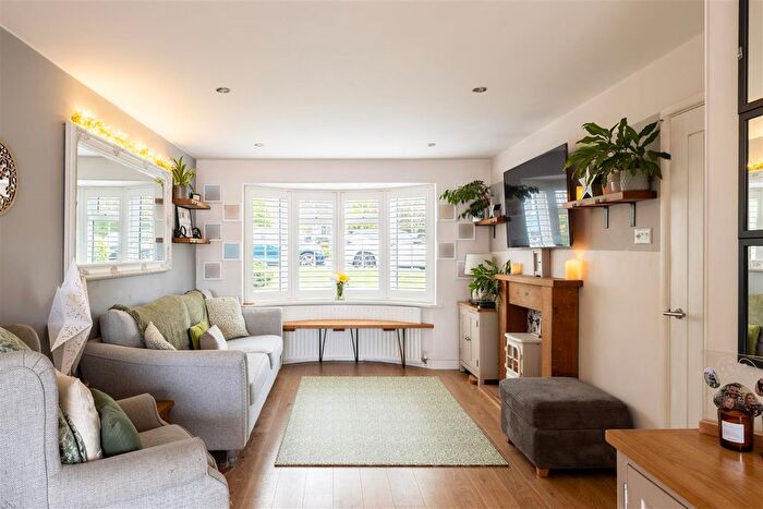 3 Bedroom Terraced House For Sale In Yeats Close, Redhill, RH1