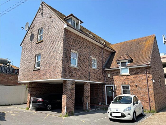 1 Bedroom Apartment For Sale In Hill Street, Poole, BH15