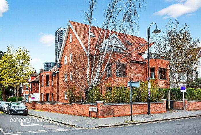 2 Bedroom Flat For Sale In Beech House Road, Croydon, CR0