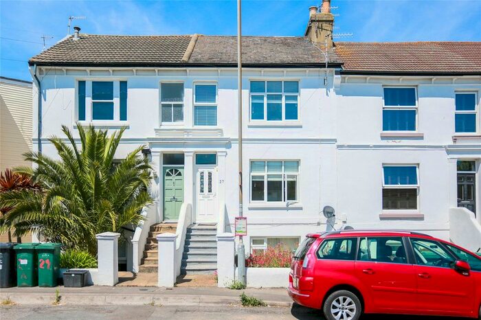 2 Bedroom Maisonette To Rent In Shelldale Road, Portslade, East Sussex, BN41