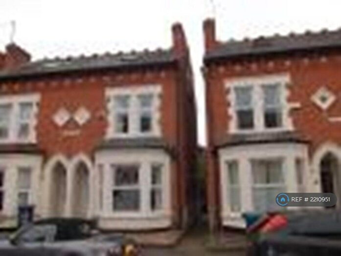 4 Bedroom Semi-Detached House To Rent In Rosebery Avenue, West Bridgford, Nottingham, NG2