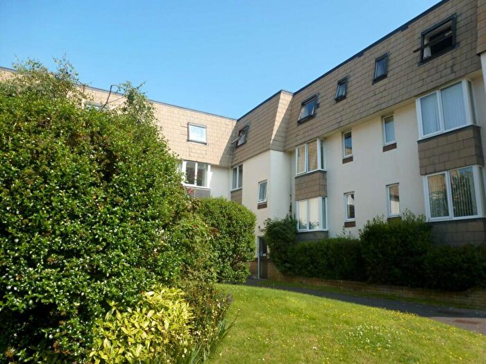 2 Bedroom Flat To Rent In Cecil Place, Southsea, PO5