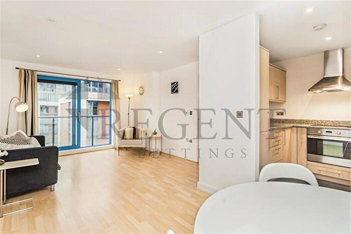 2 Bedroom Apartment To Rent In Westgate Apartments, Royal Victoria Dock, E16