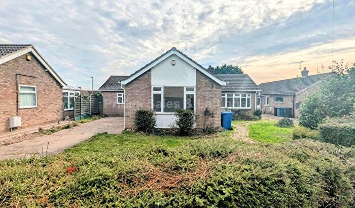 4 Bedroom Bungalow For Sale In Manor Road, Saxilby, Lincoln, LN1
