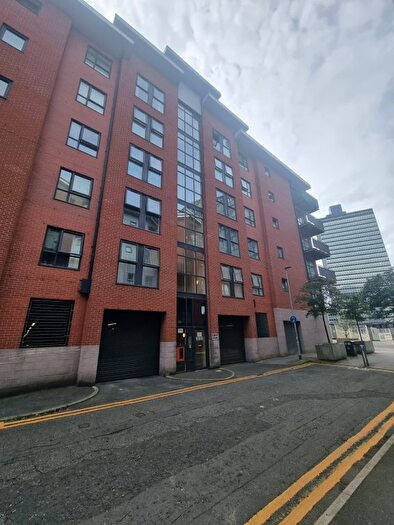 2 Bedroom Flat To Rent In Naples Street, Manchester, M4