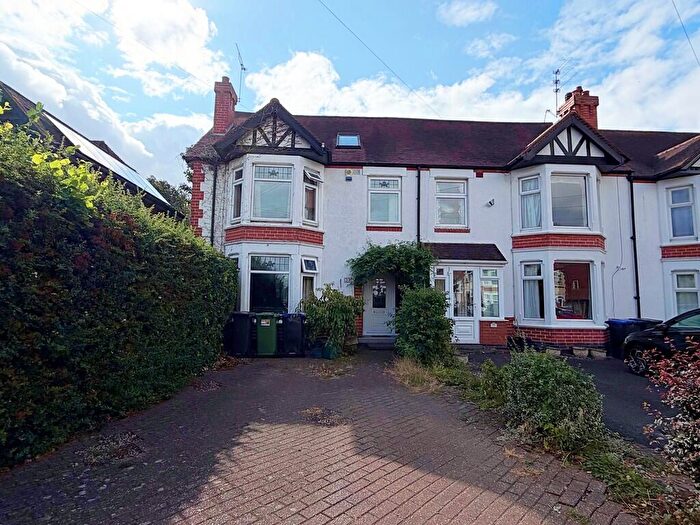 4 Bedroom End Of Terrace House For Sale In Randall Road, Kenilworth, CV8