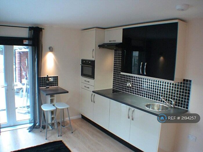 Studio To Rent In Langhorn Road, Southampton, SO16