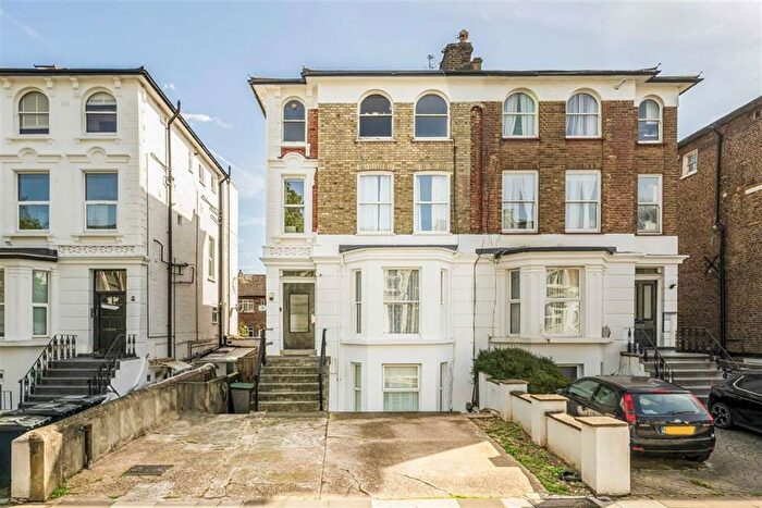 1 Bedroom Flat For Sale In Windsor Road, Ealing, W5