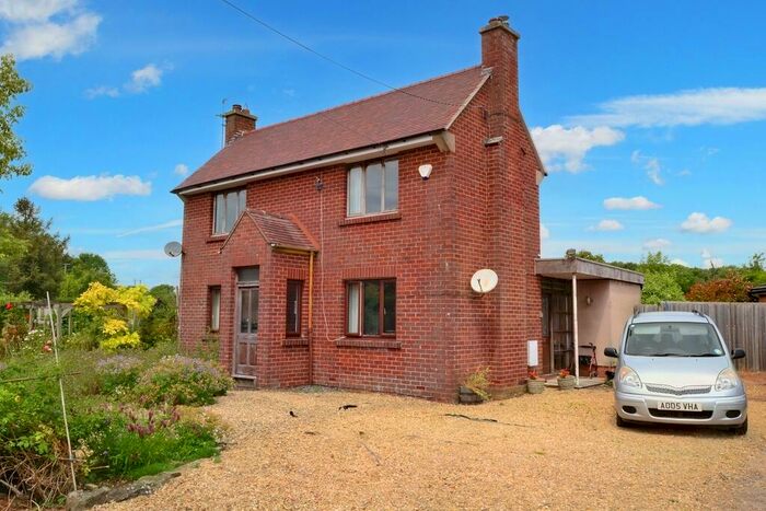 3 Bedroom Detached House For Sale In Wintles Hill, Westbury-on-Severn, GL14
